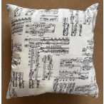 Hangjegyes díszpárna
