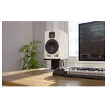 Adam Audio A7V két utas monitor, fehér